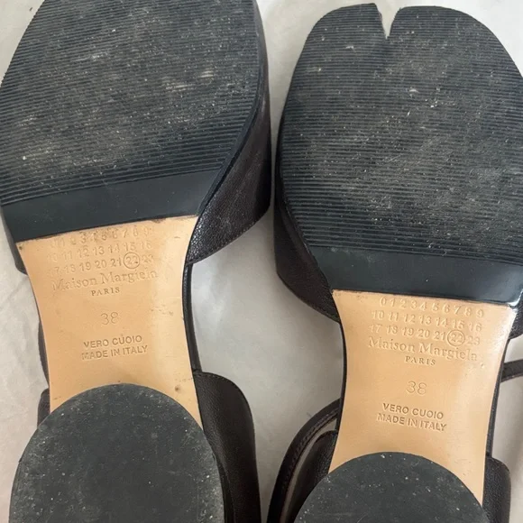 Maison Martin Margiela Brown Split-Toe Mary Janes - Picture 4 of 7